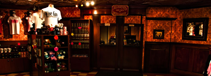 Al Capone Merchandise, Capone T-shirts, Shot Glasses, Fedora Hats